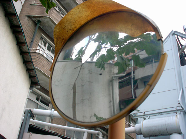 mirrortown035
